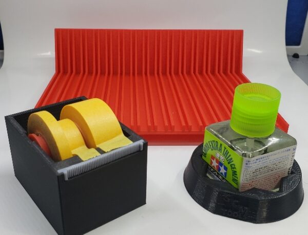Starter set for model builders